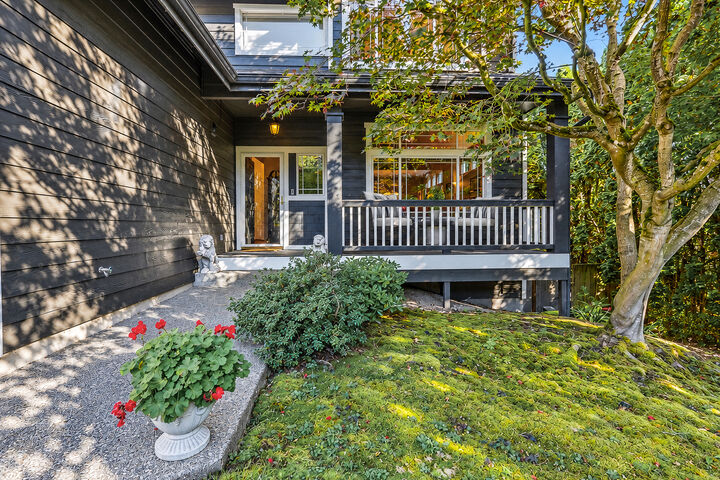 Property Photo: 20410 80th Avenue NE WA 98028