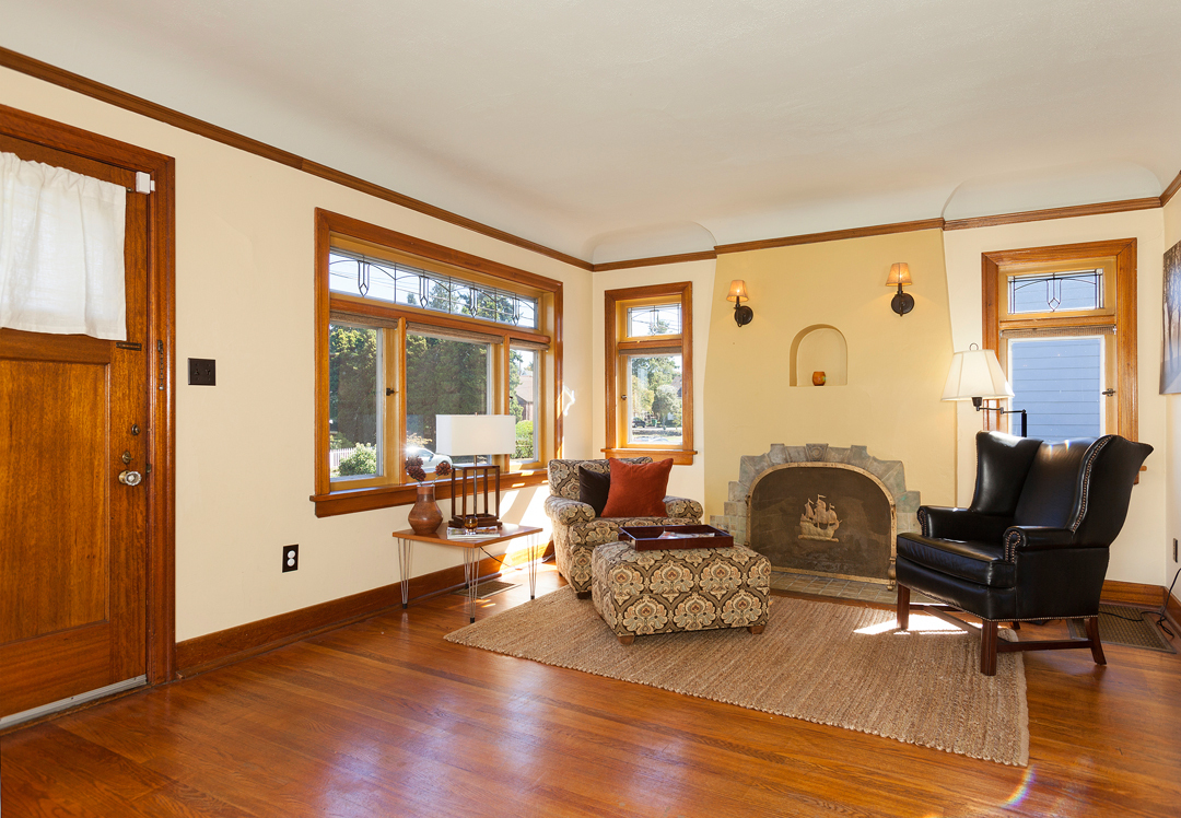 Property Photo: Living room 8721 28th Ave NW  WA 98117 