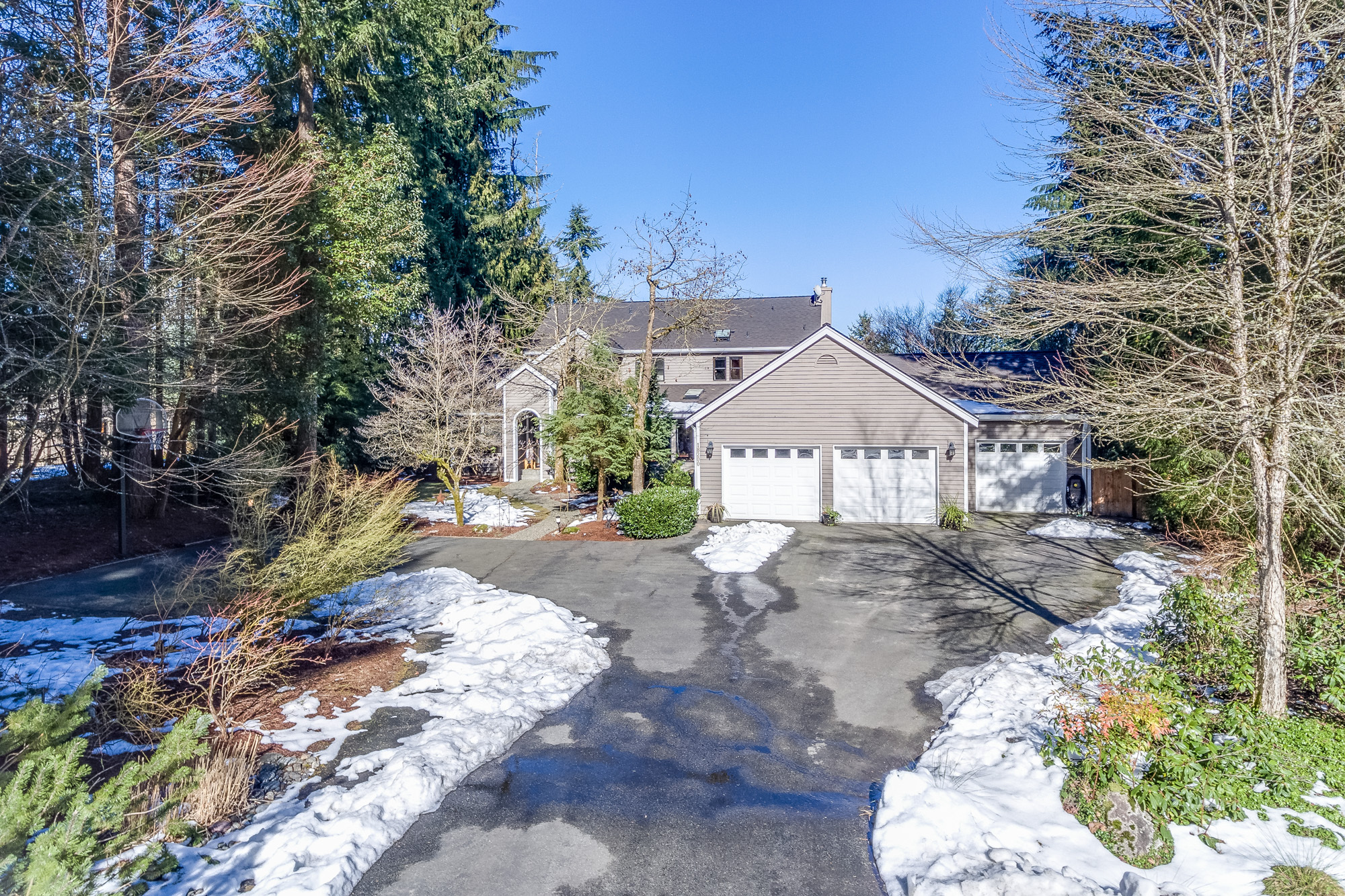 Property Photo: 18200 NE 143rd Place WA 98072