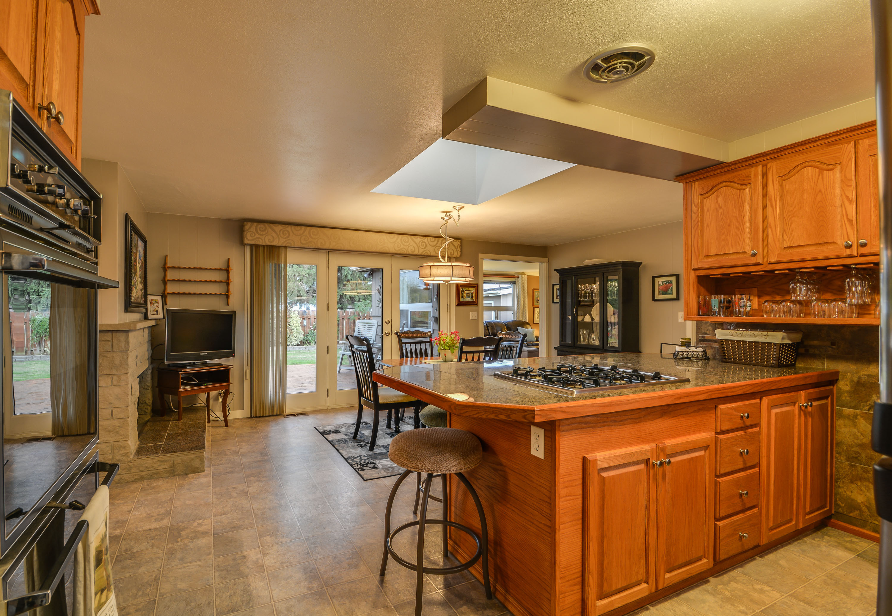 Property Photo: Kitchen 1304 Denny Place  WA 98273 