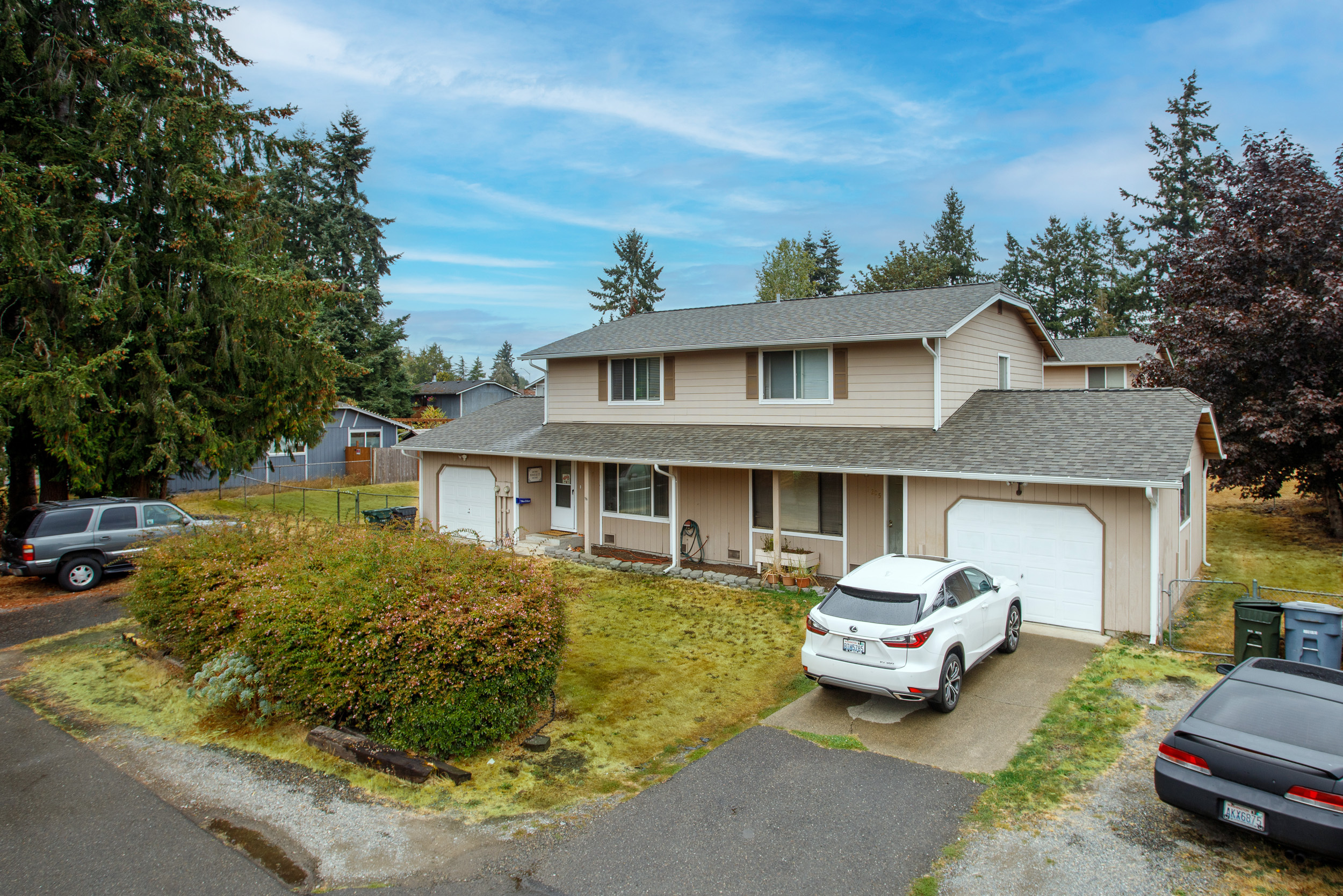 Property Photo:  1205 1207 130th Street S  WA 98444 