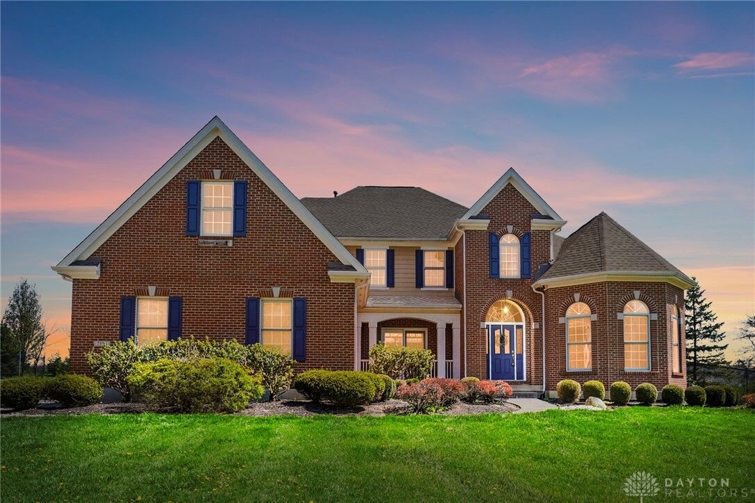 Property Photo:  7596 Woodbridge Court  OH 45066 