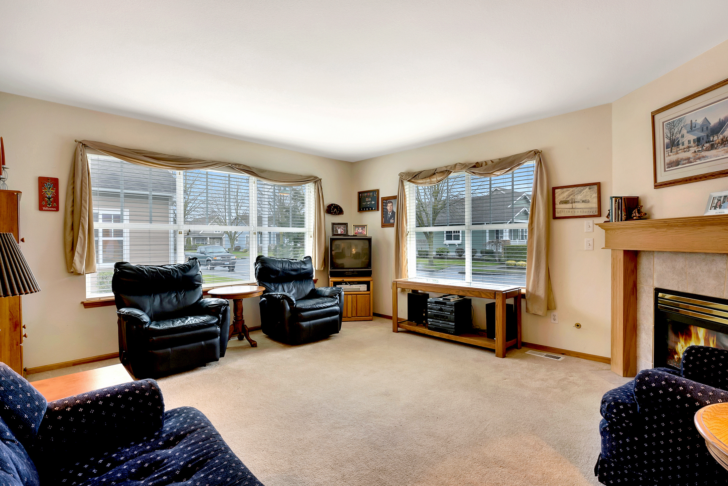 Property Photo: Interior 500 Fieldstone Lp 10  WA 98264 