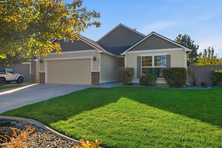 Property Photo:  5821 W 17th Ave  WA 99338 