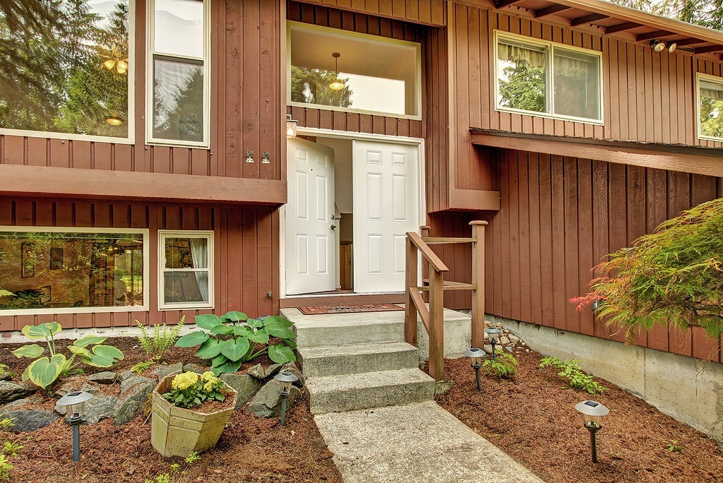 Property Photo: Main floor tour 15220 18th Ave W  WA 98087 