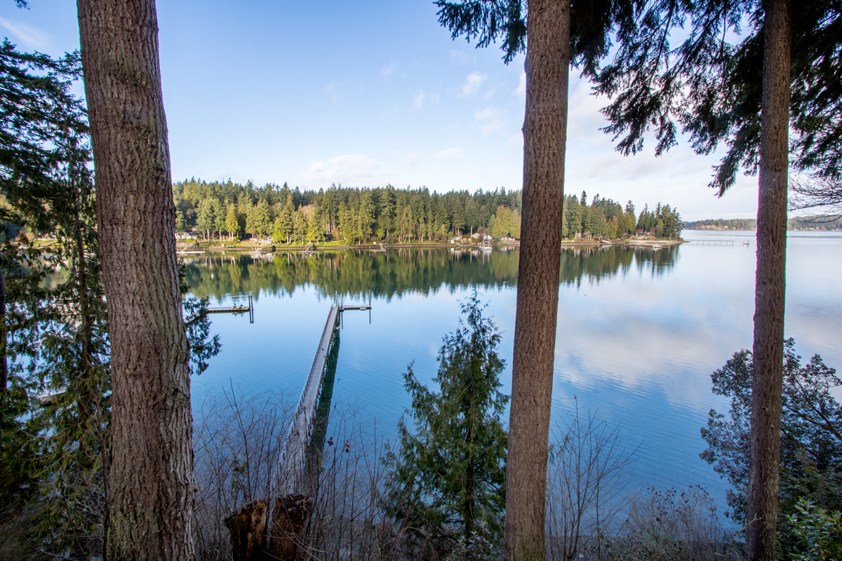 Property Photo: 6522 Monte Vista Dr NE WA 98110