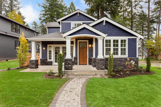 Property Photo:  123 Maple Lane  WA 98101 