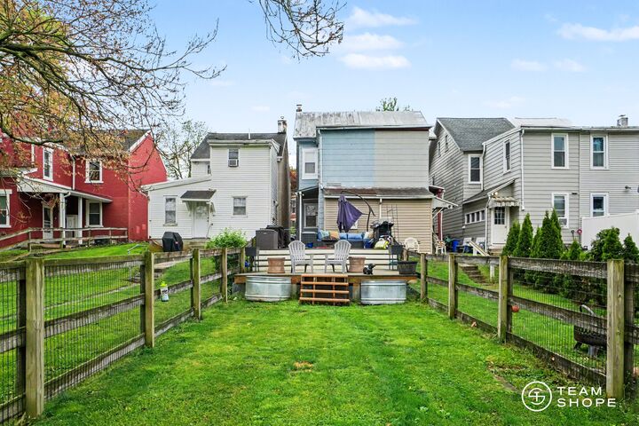 Property Photo:  315 W High Street  PA 19567 