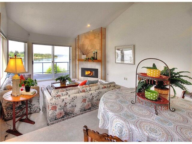 Property Photo: Interior shots 52 Chapman Loop C  WA 98388 