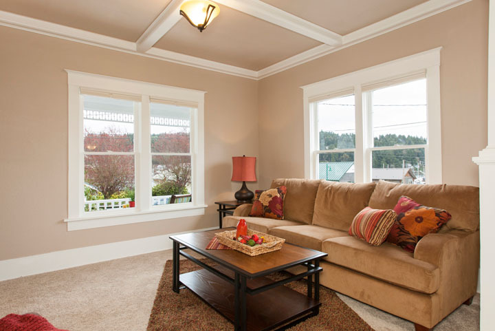 Property Photo: Living room 3400 Harborview Dr WA 98332