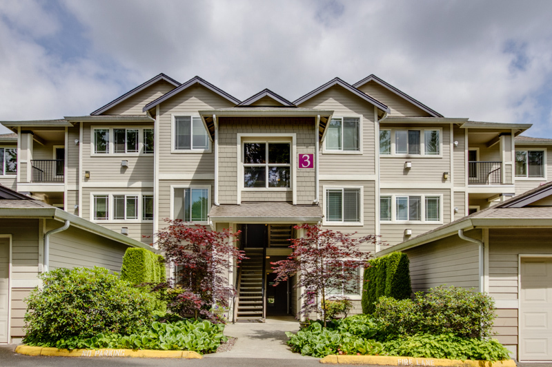 Property Photo: 107 164th St SE 3-304 WA 98012