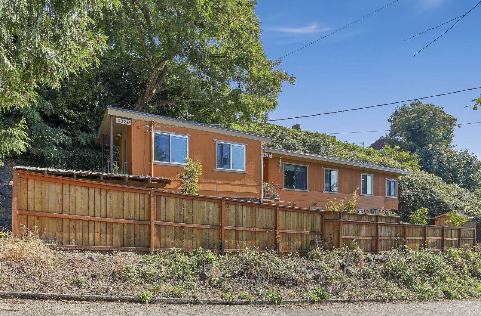 Property Photo: Home Exterior 4320 Palatine Avenue N WA 98103