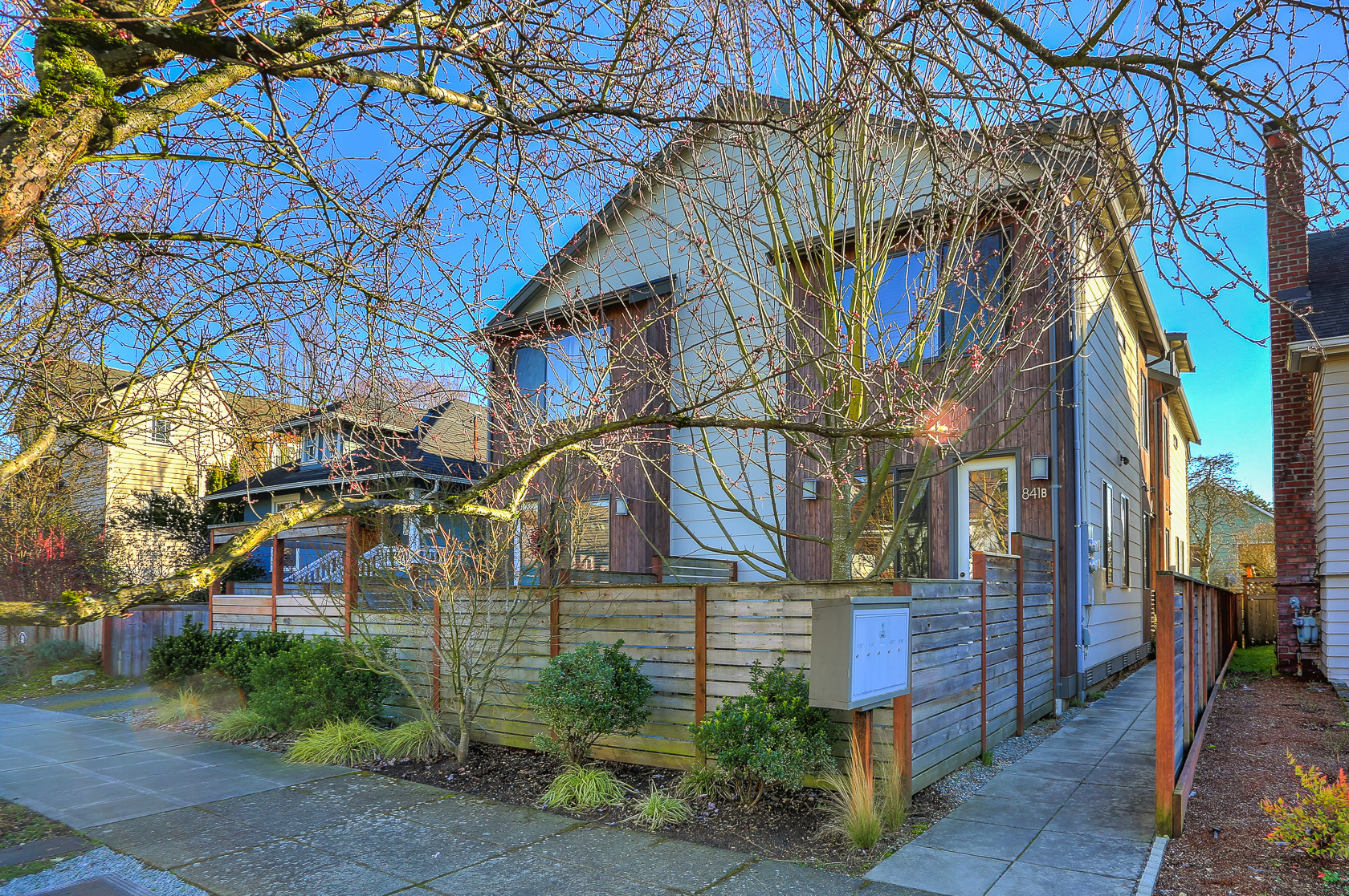 841 B NW 63rd St  Seattle WA 98107 photo