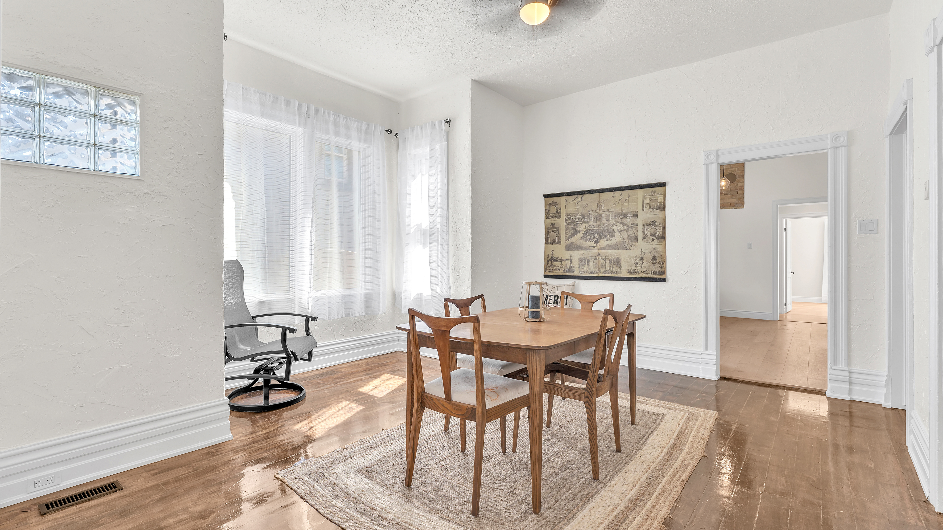 Property Photo: 449 Hamilton Road ON N5Z 1S2