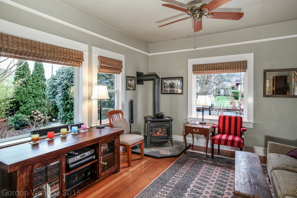 Property Photo: Living room 5120 S Juneau St  WA 98118 