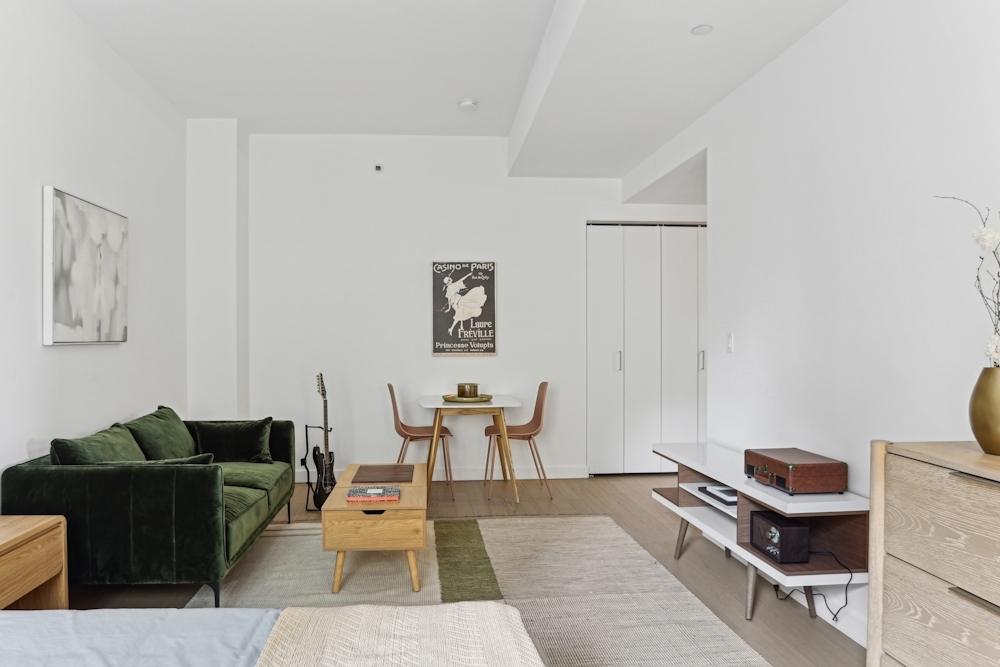 Property Photo: 20 Exchange Place 1514 NY 10005