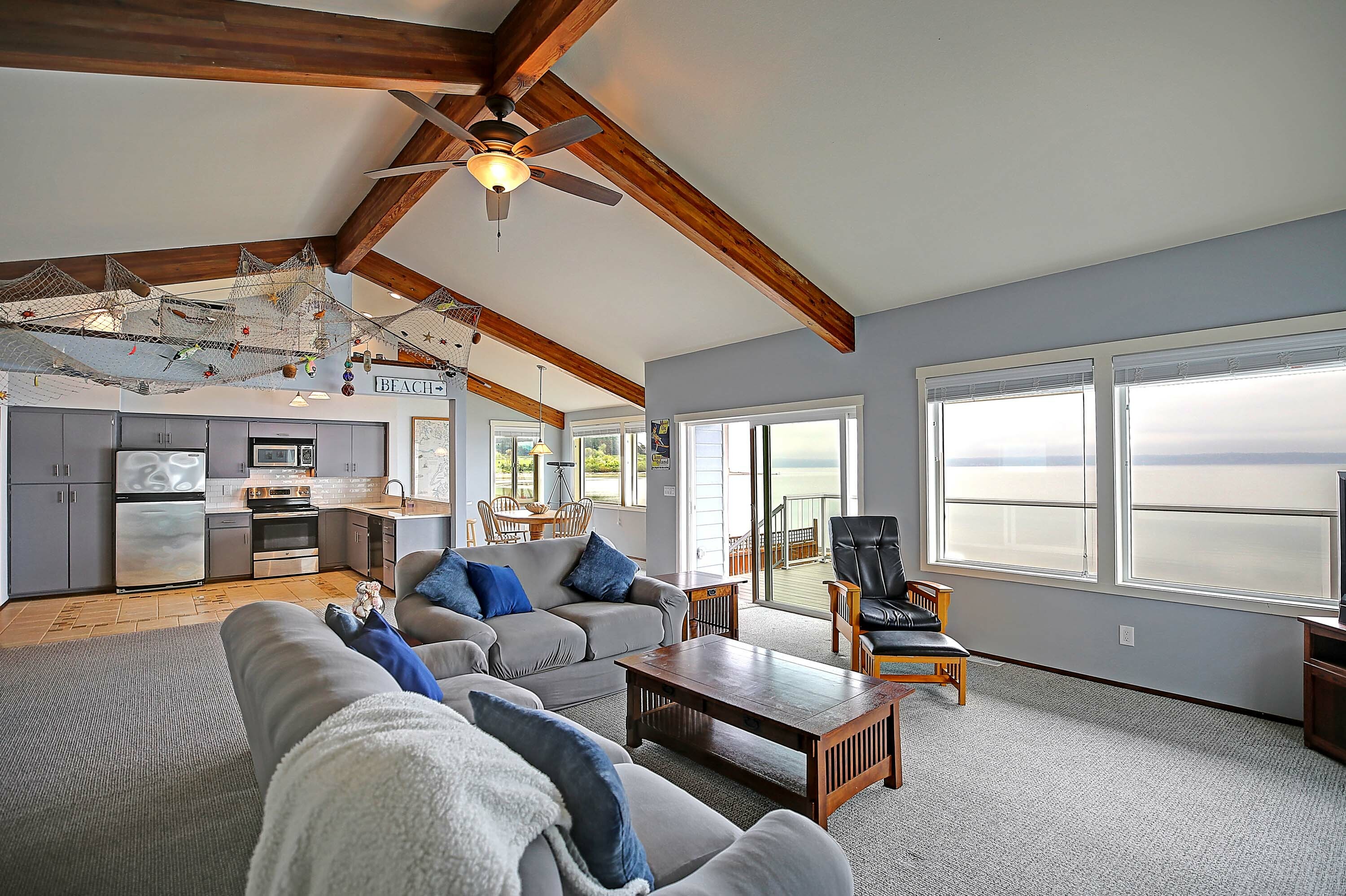 Property Photo:  226 Driftwood Shores Road  WA 98282 