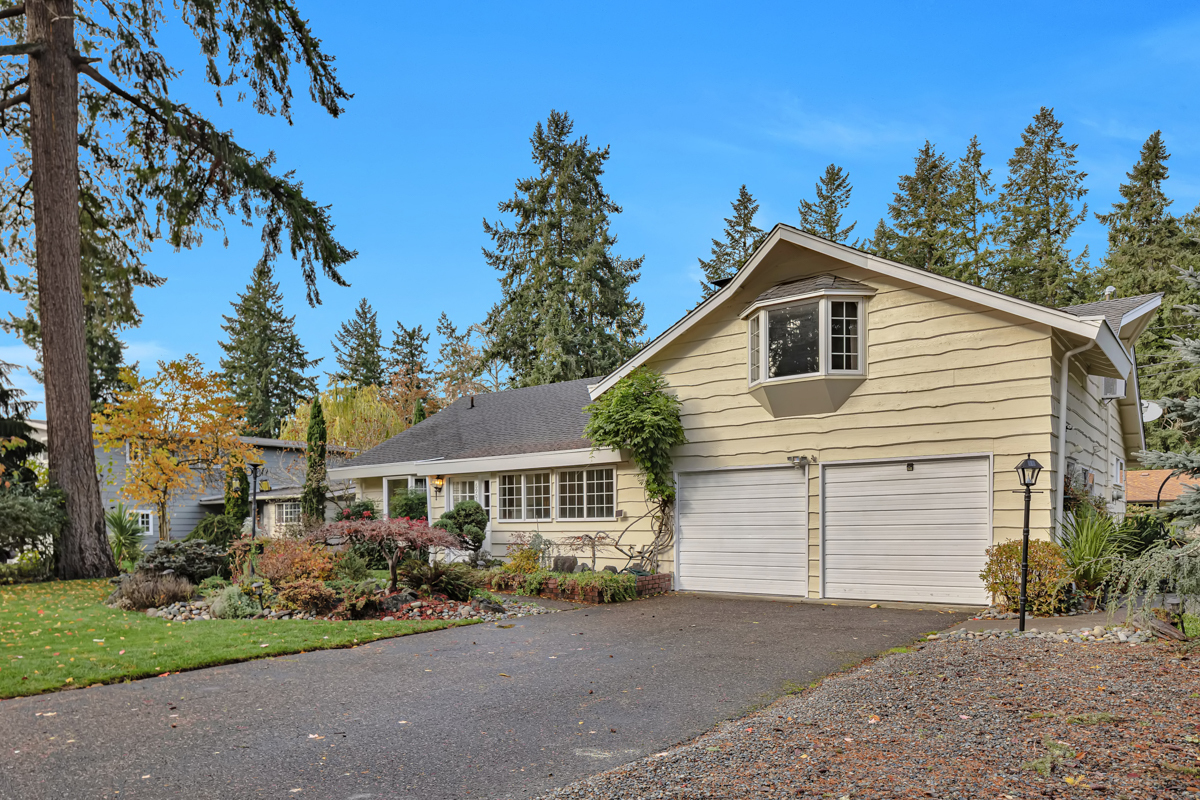 Property Photo:  6909 81st Street SW  WA 98499 