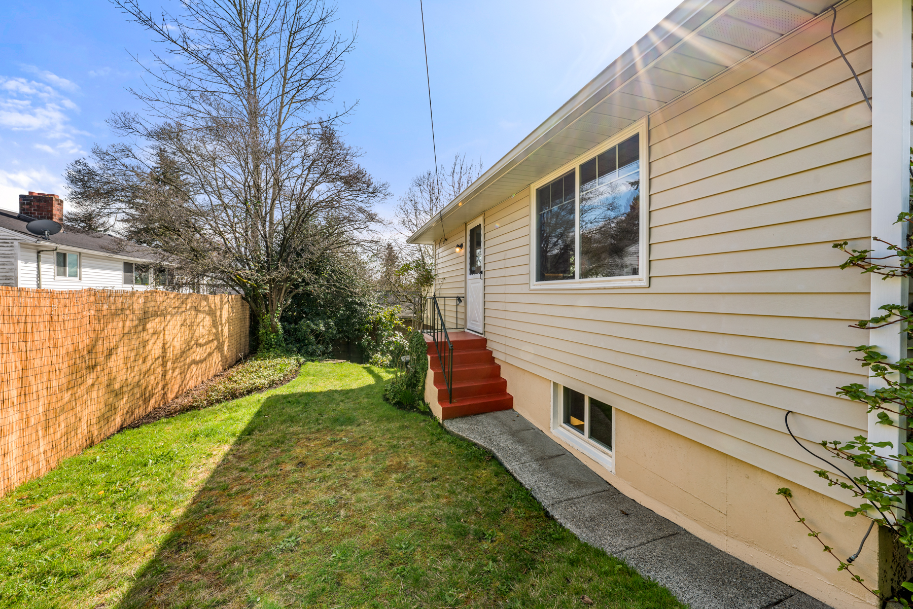 Property Photo:  1717 N 90th Street  WA 98103 