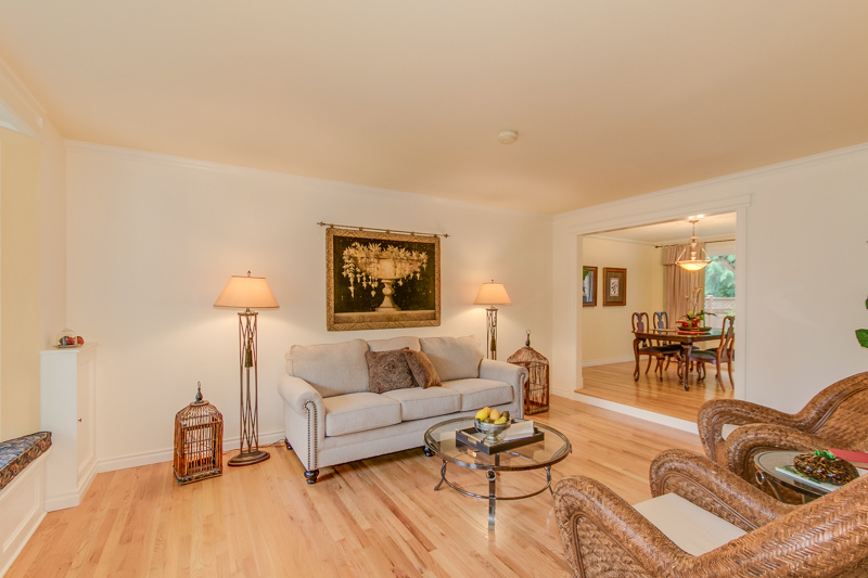 Property Photo: Living room 17433 NE 139th Place  WA 98052 