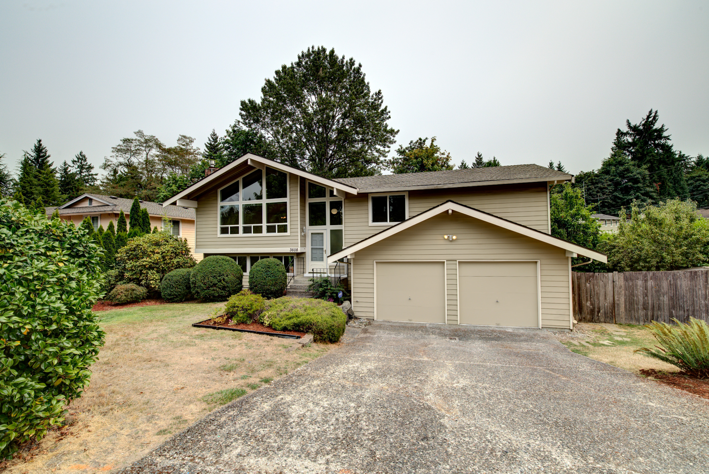 Property Photo:  3608 175th Ct NE  WA 98052 