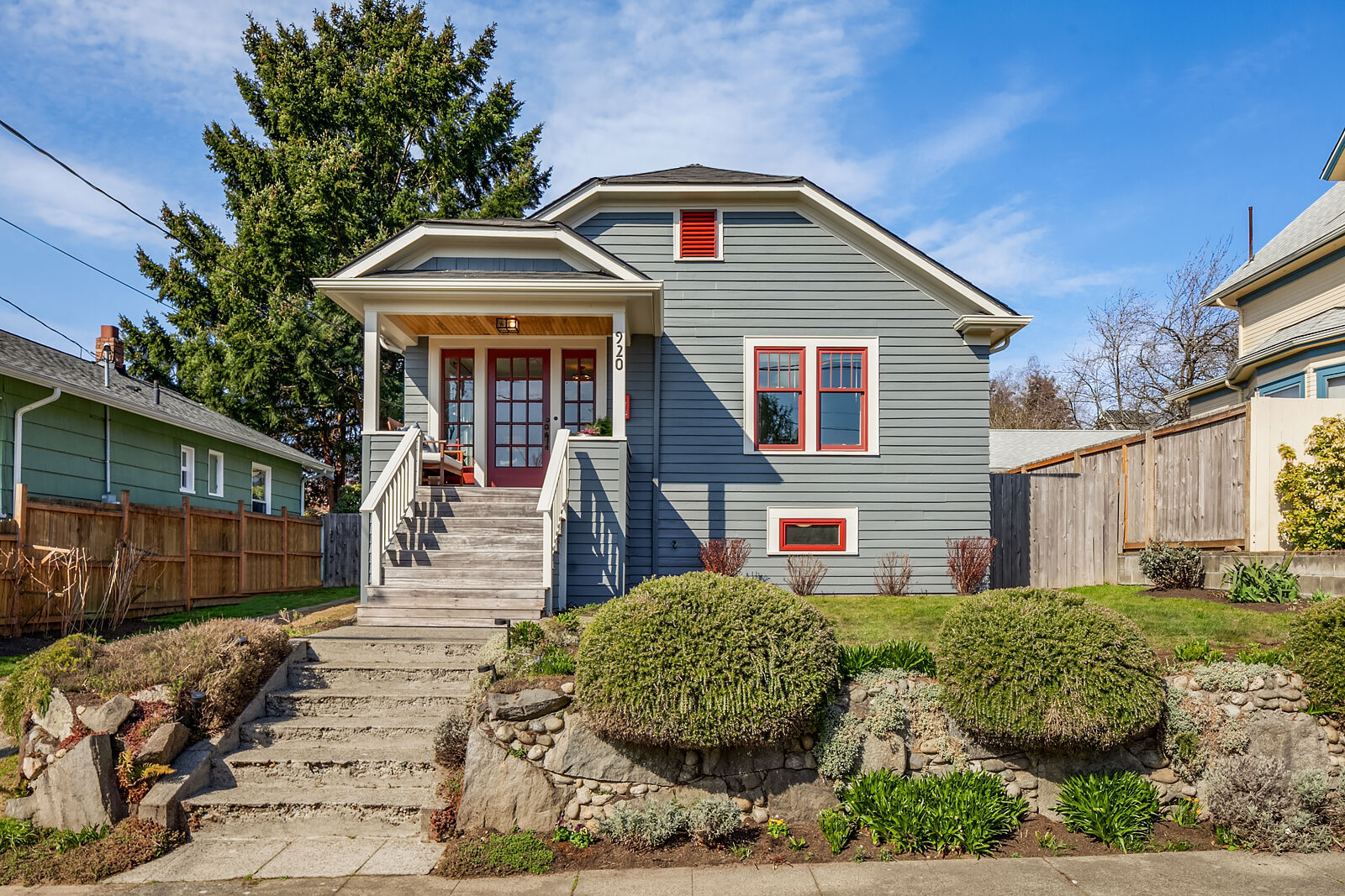 Property Photo:  920 NW 61st St  WA 98107 