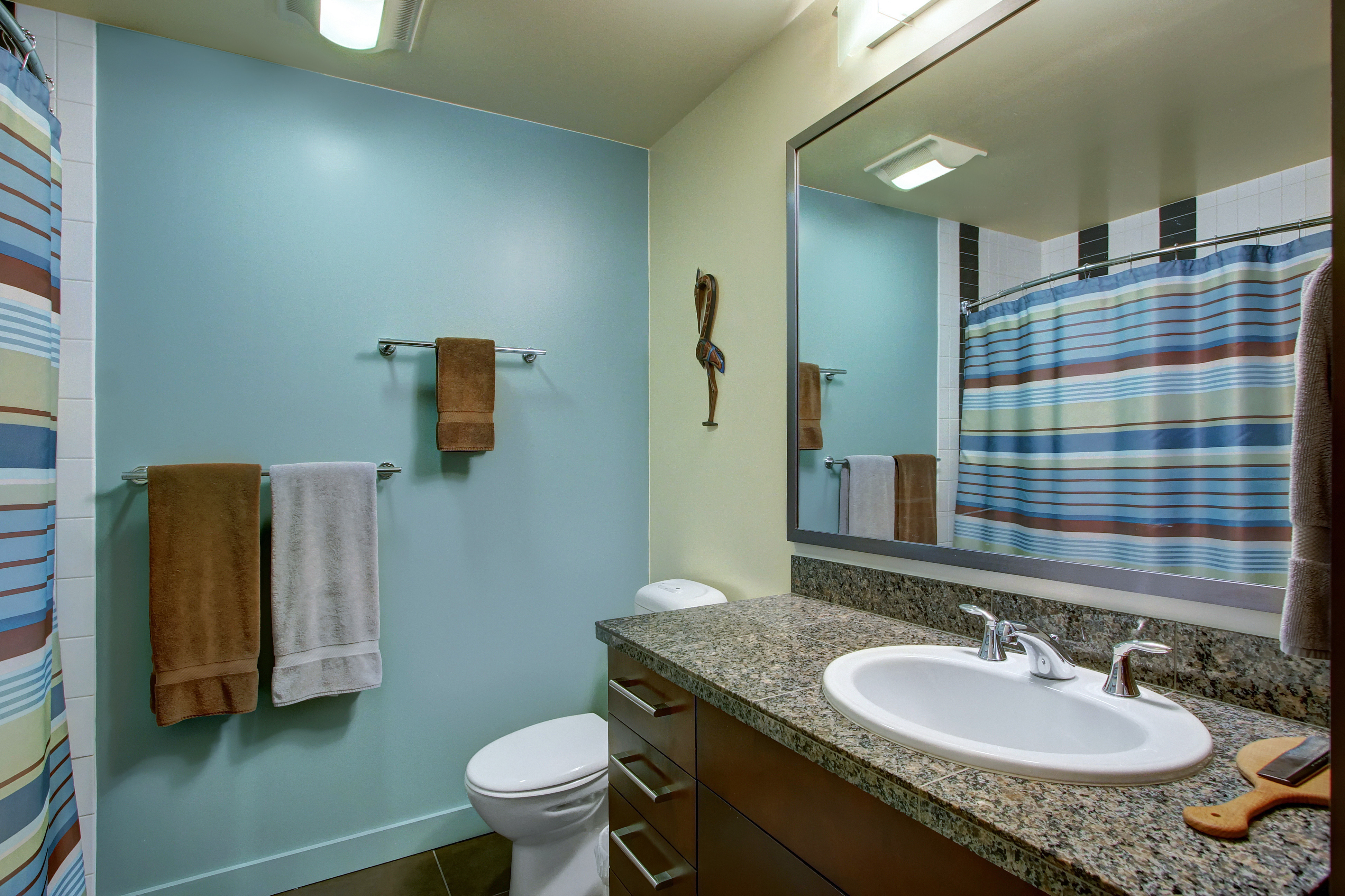 Property Photo: Bathroom 900 Lenora St W908 WA 98121