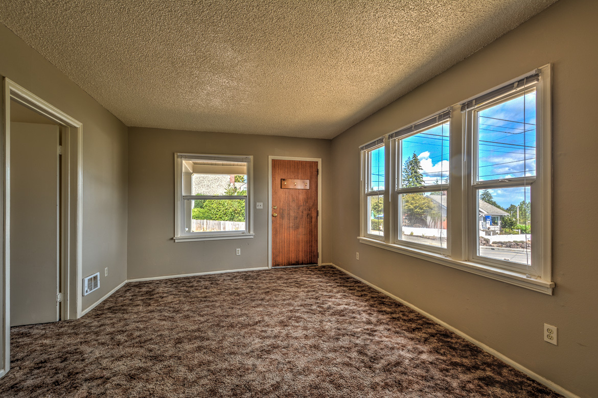 Property Photo: Living room 1406 75th St SE  WA 98203 