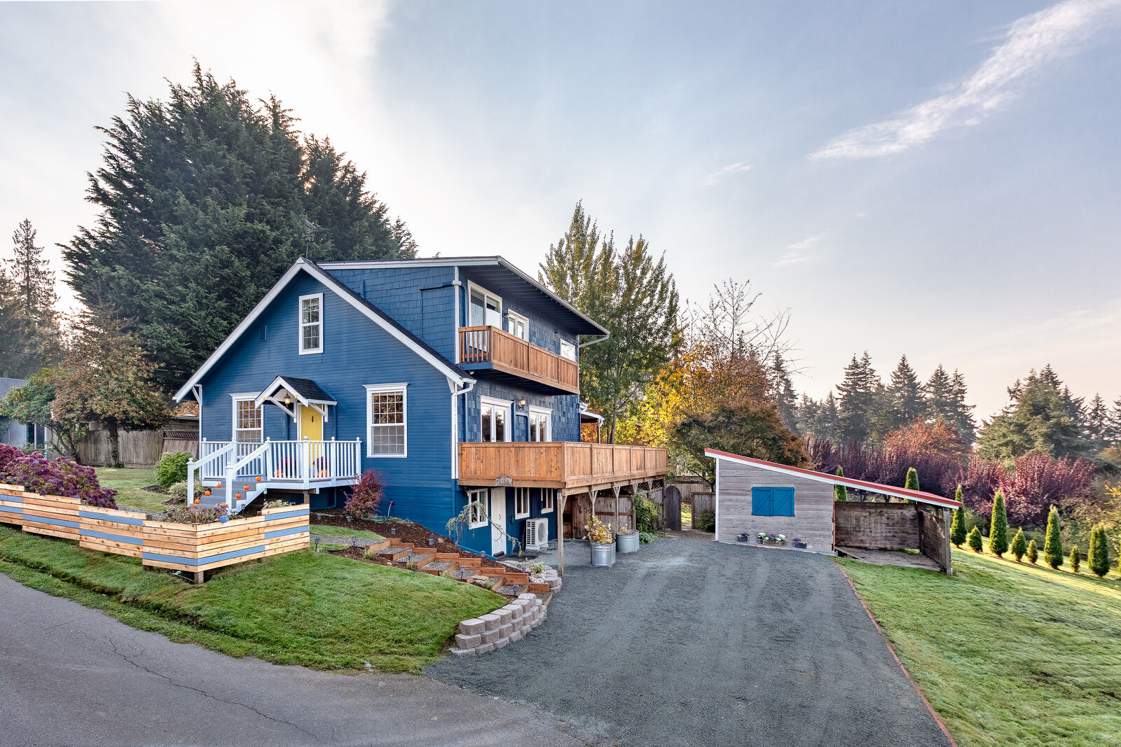 Property Photo:  9130 52nd Street SE  WA 98290 