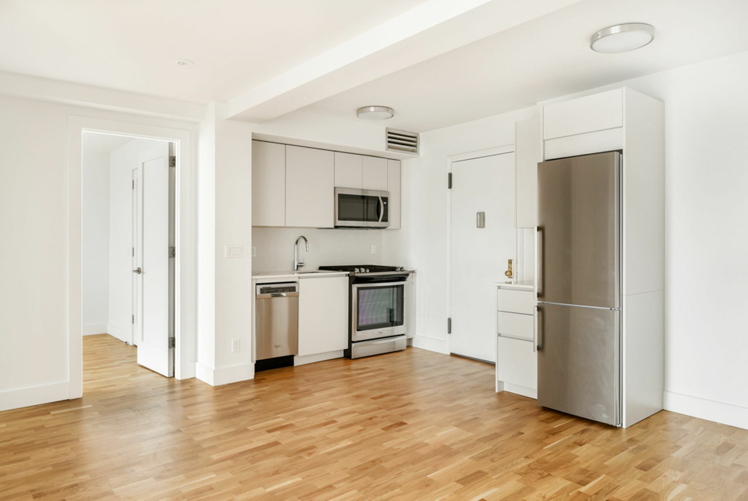 Property Photo:  777 Saint Marks Avenue 4E NY 11213 