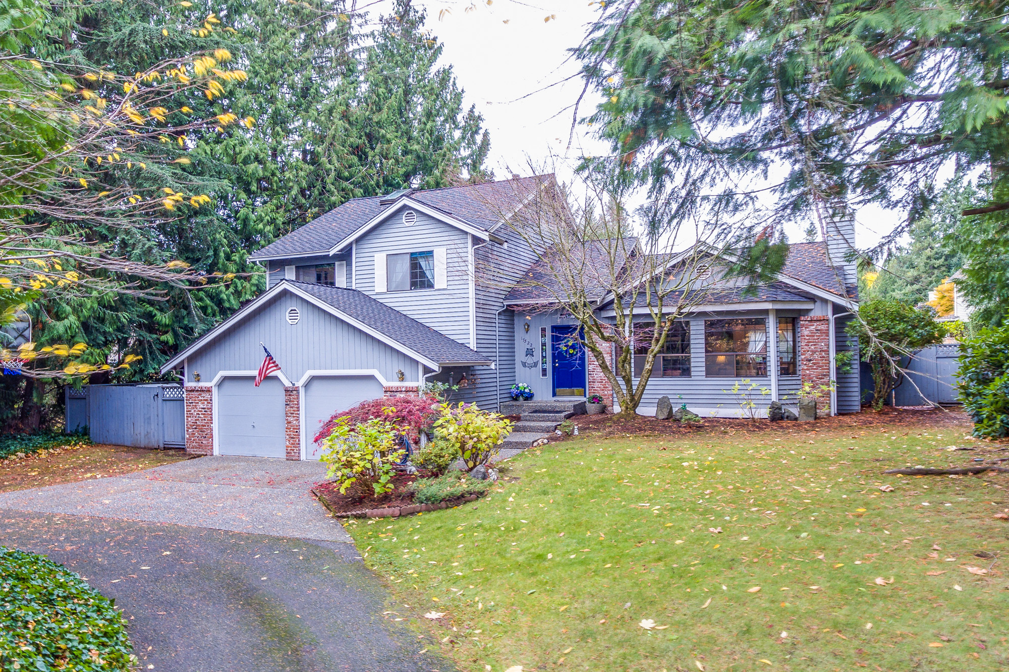 Property Photo: 17522 NE 136th St WA 98052