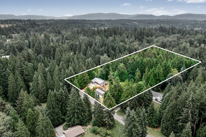 Property Photo: 16120 82nd Street SE WA 98290