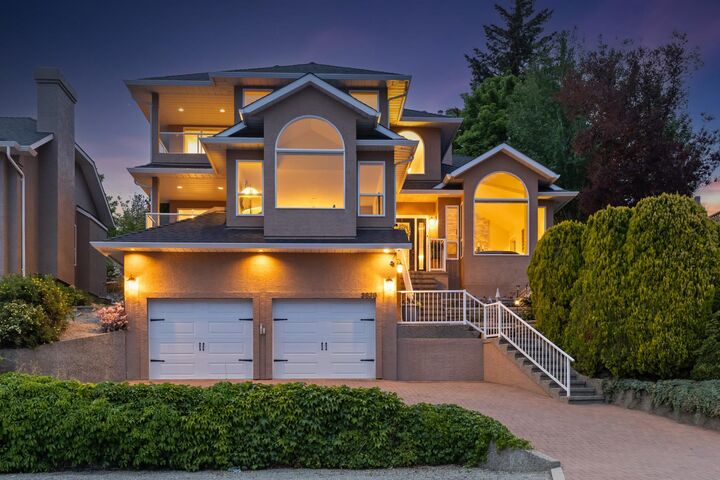 Property Photo: 3838 Beach Avenue BC V0H 1X1