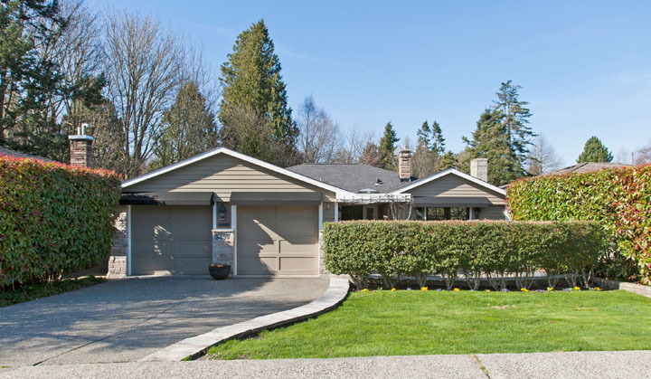 Property Photo:  3439 Magnolia Boulevard W  WA 98199 