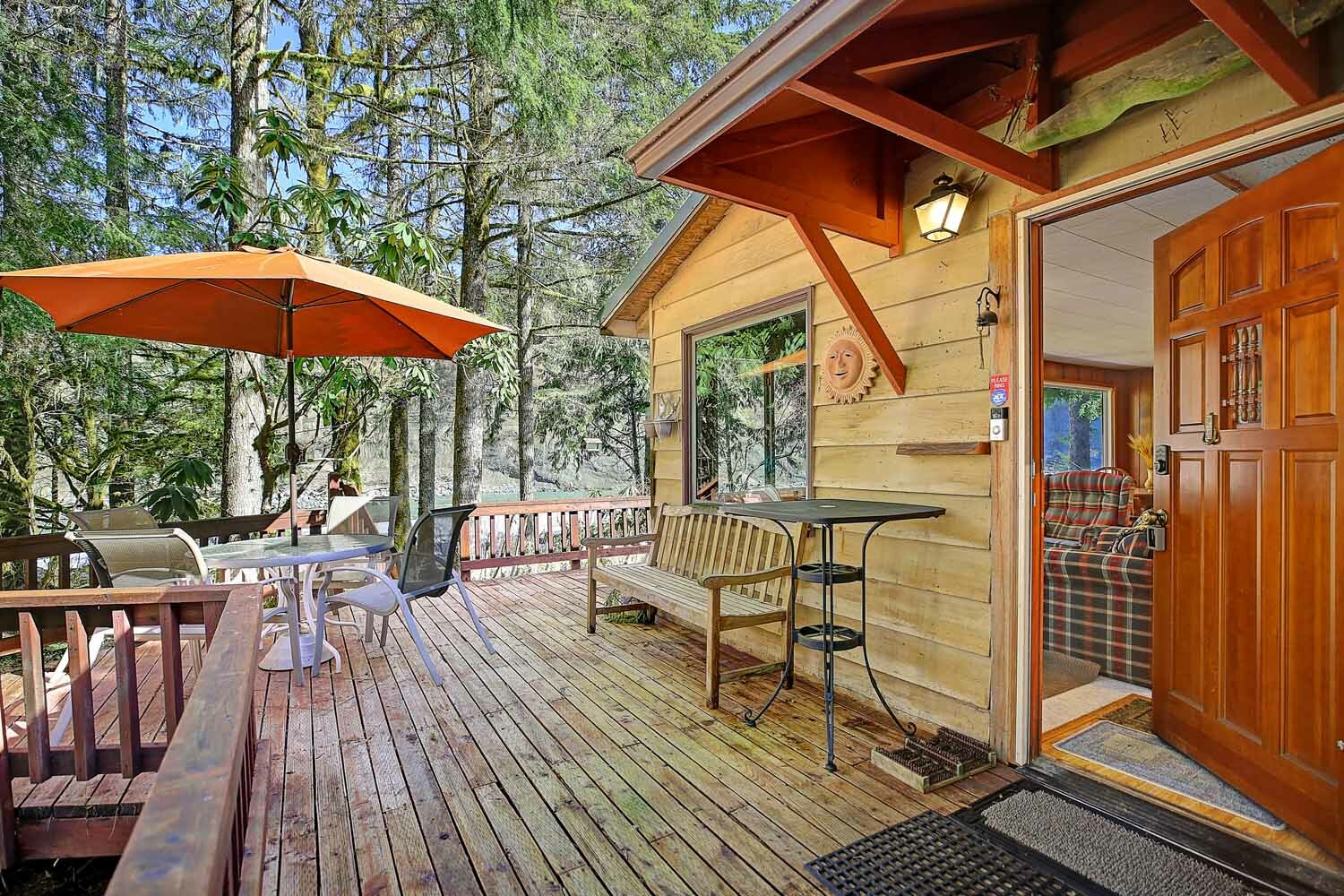 Property Photo:  10011 353 Rd Dr NE  WA 98252 