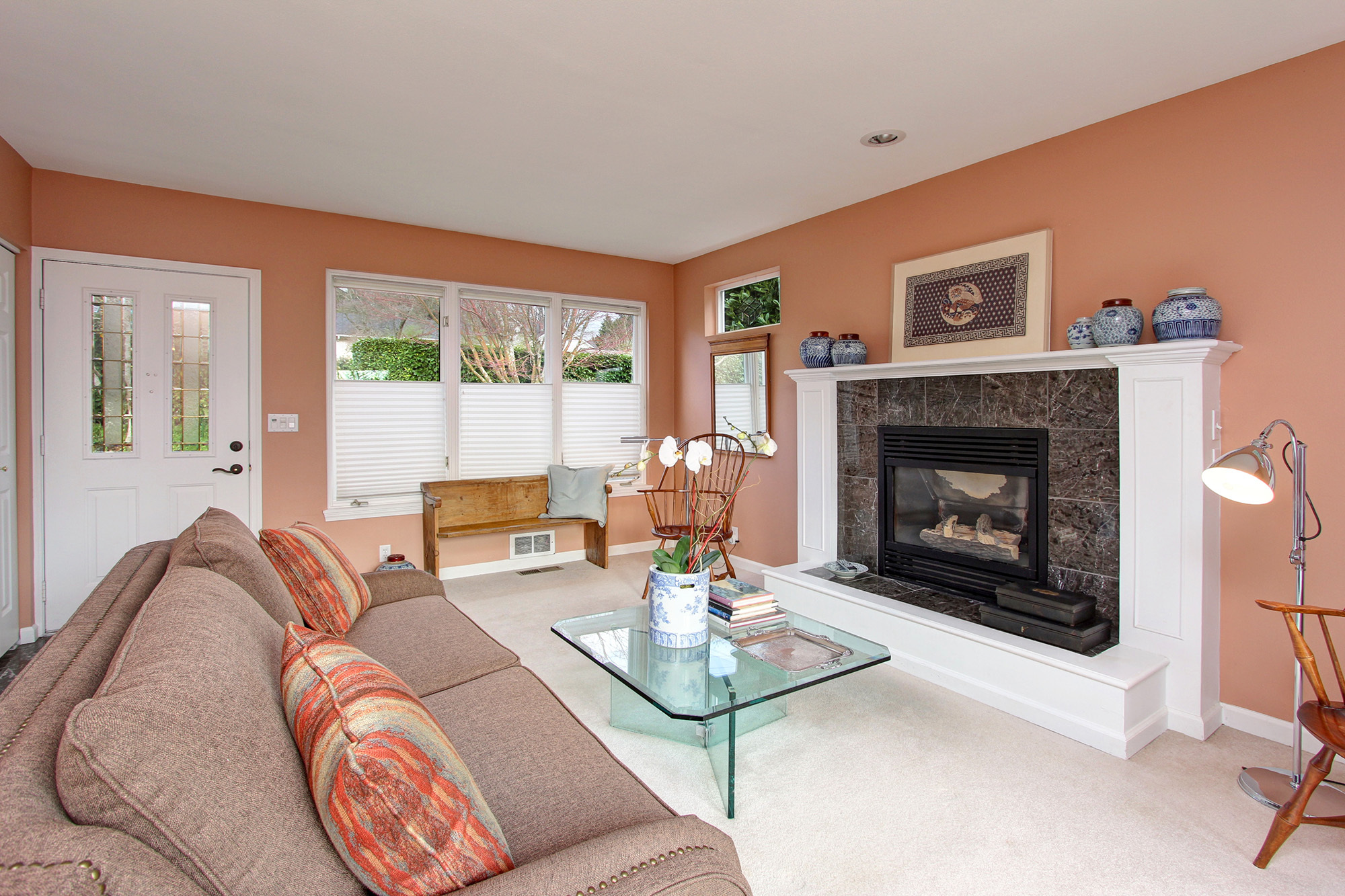 Property Photo: Living room 345 10th Ave  WA 98033 