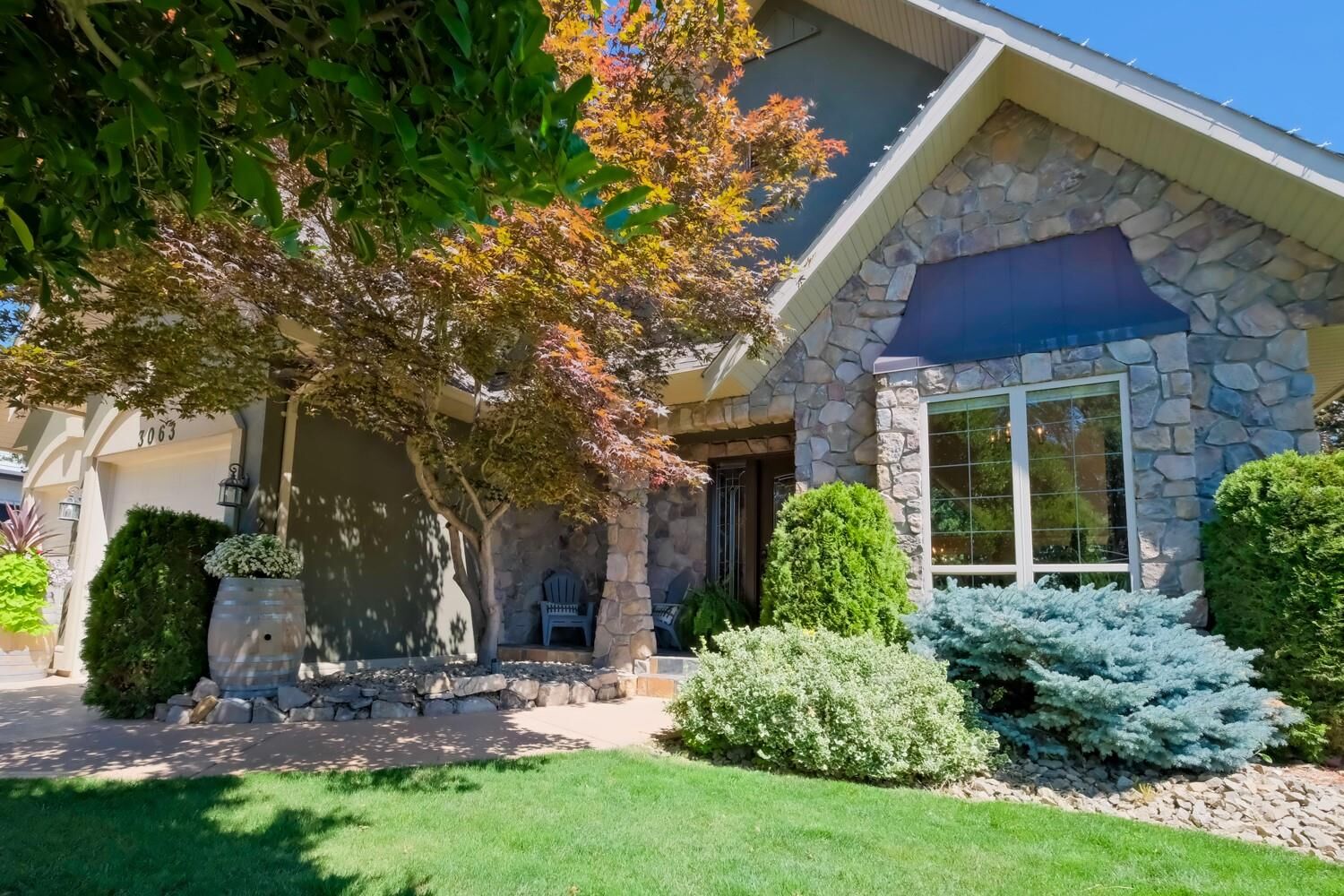 Photo de la propriété: 3063 Thacker Drive BC V1Z 1X5