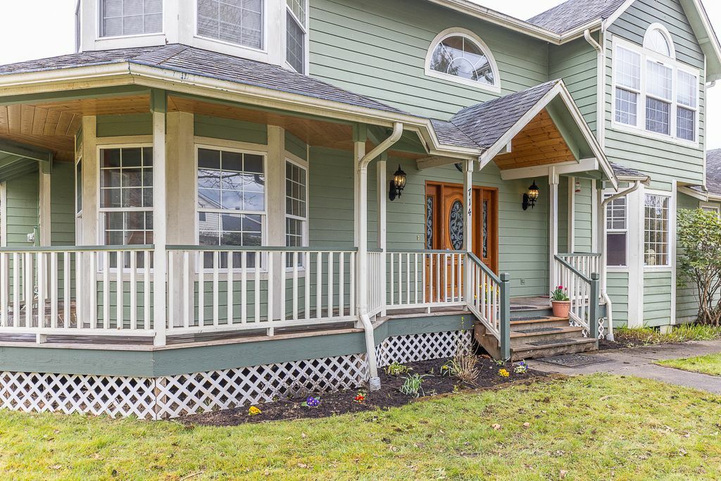 Property Photo: Front Porch 714 High Avenue  WA 98294 