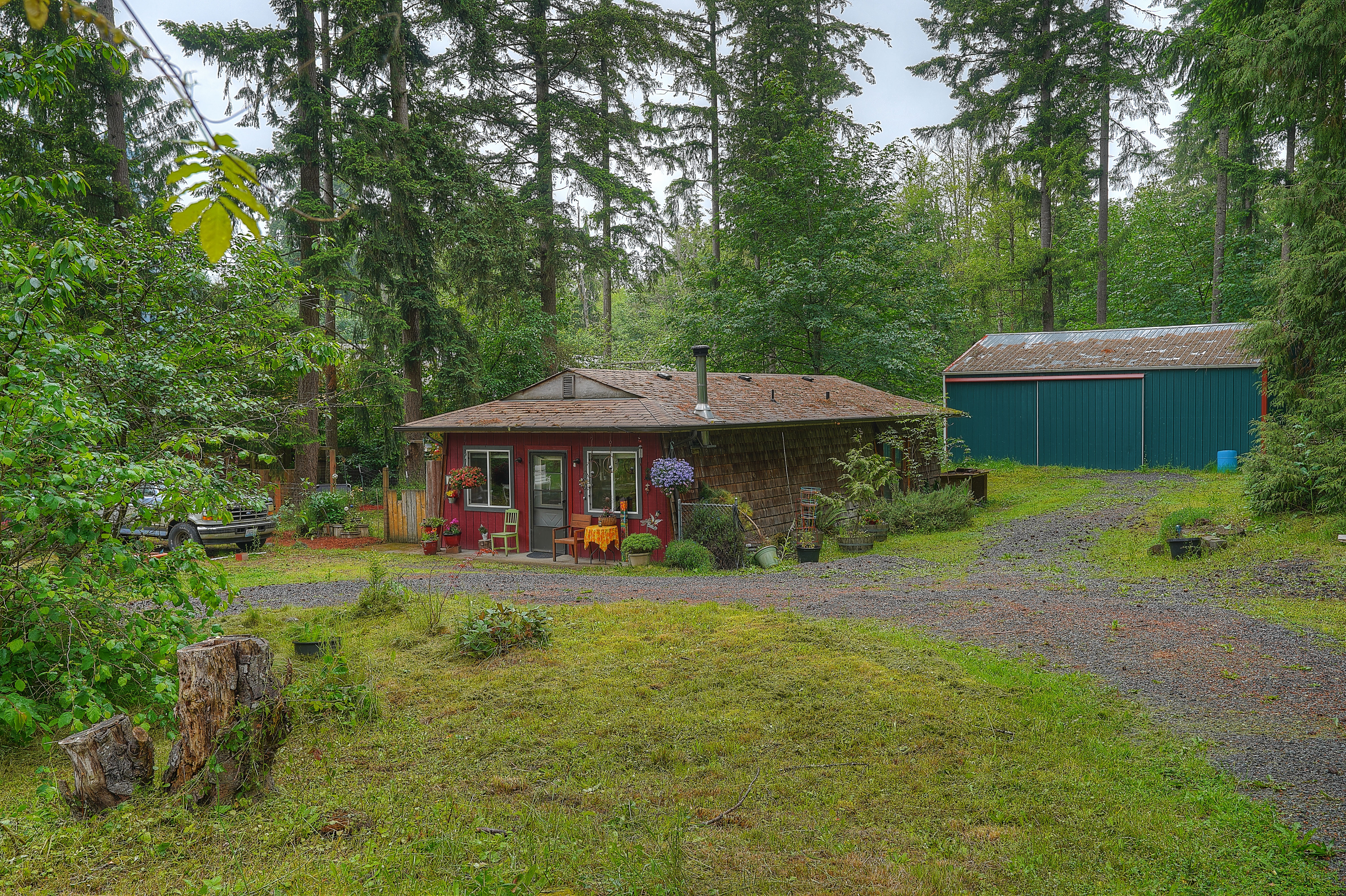 Property Photo:  509 310th Street E  WA 98580 