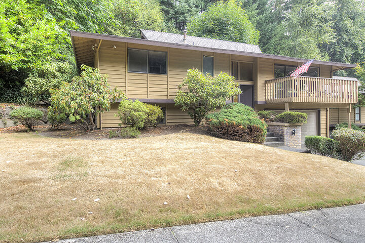 17006 NE 2nd Place  Bellevue WA 98008 photo