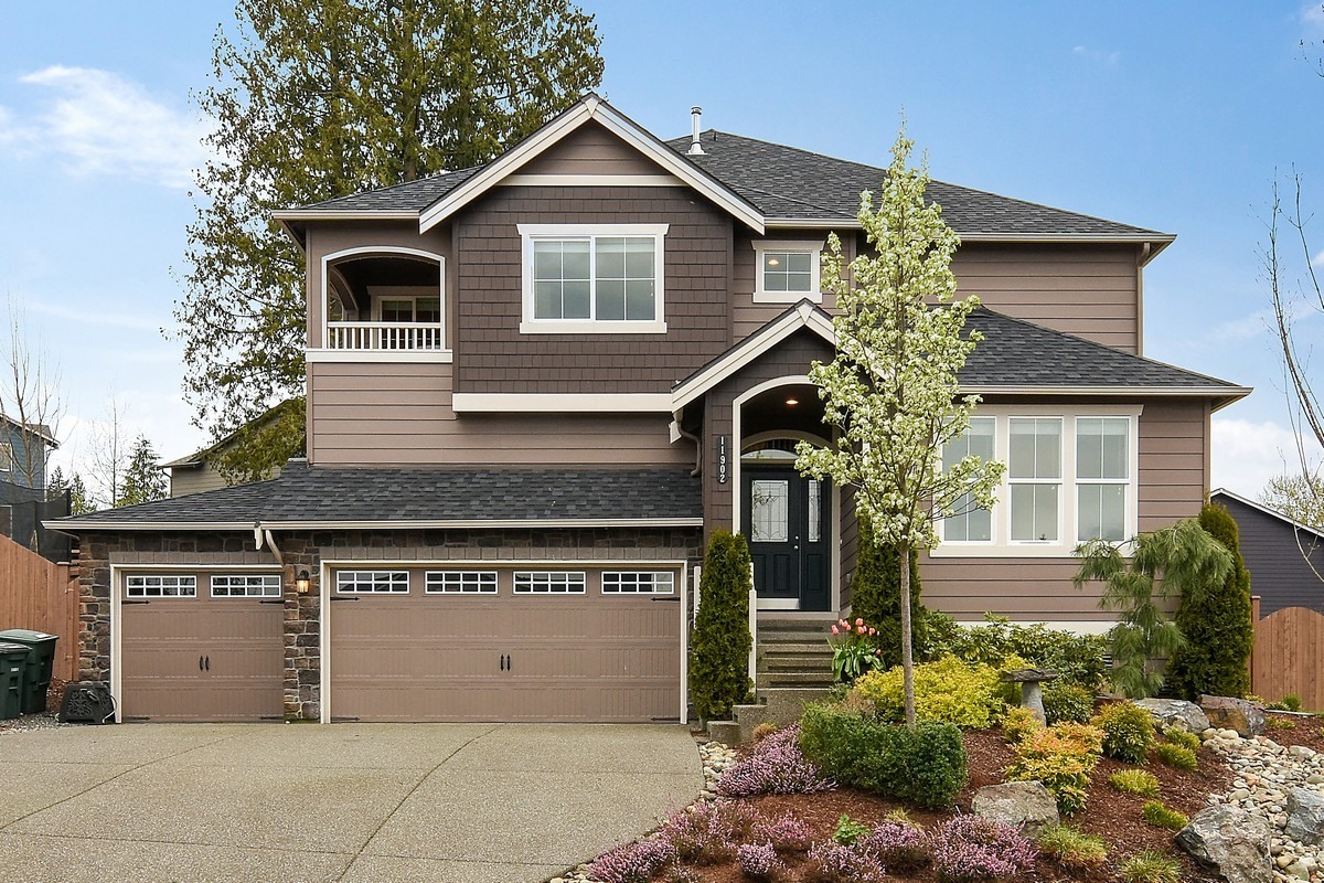 Property Photo:  11902 34th St NE  WA 98258 