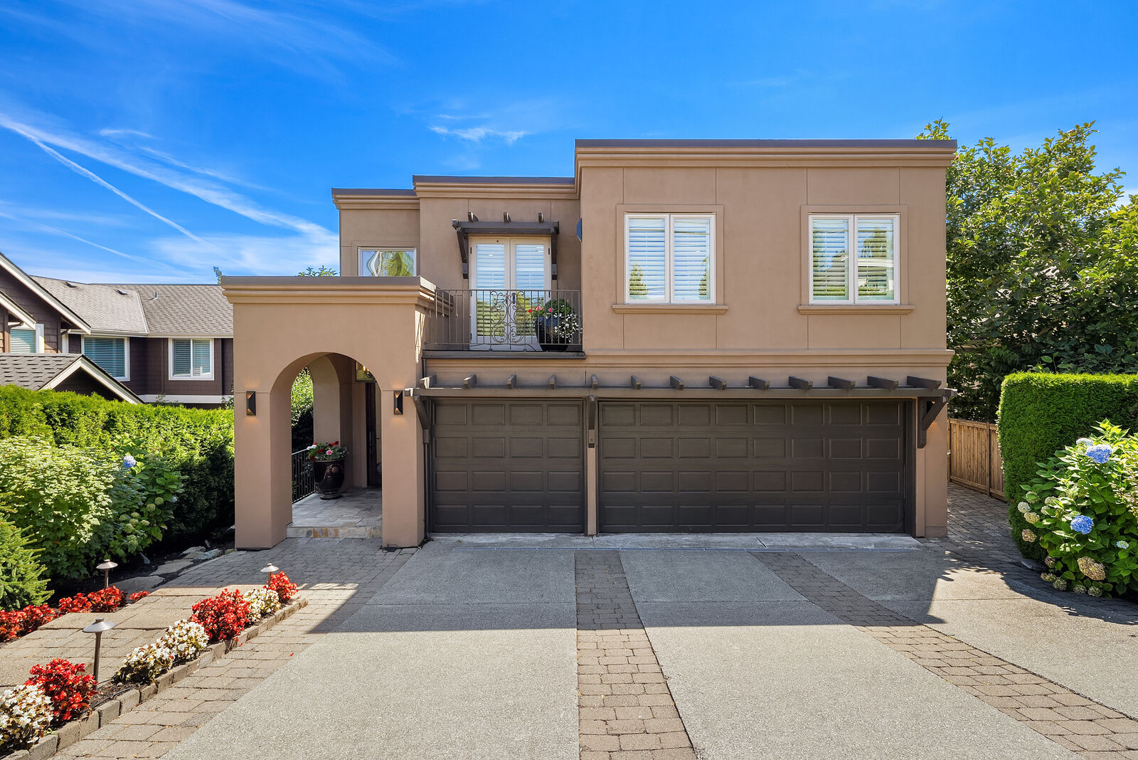 Property Photo: 237 7th Avenue WA 98033